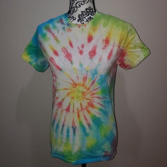 Gildan small tie-dye tee - Picture 1 of 5